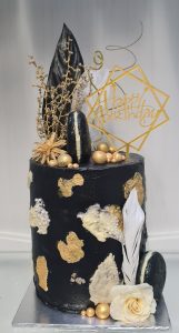 Extra tall african theme ladies birthday cake