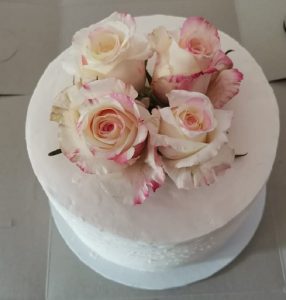 1 Tier Red velvet wedding cake with fresh flow