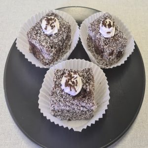 Chocolate lamingtons
