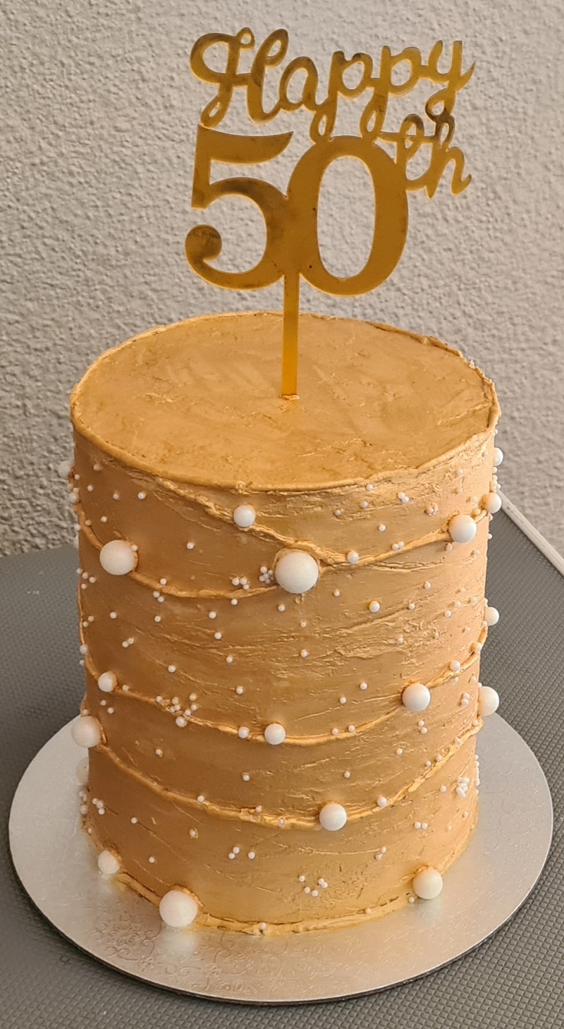 50th Birthday Gold and pearls cake