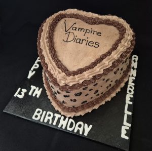 Vampire Diaries theme birthday cake