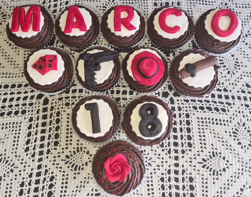 James bond theme cupcakes