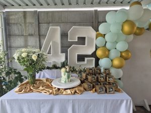 42 Birthday surprise party 5